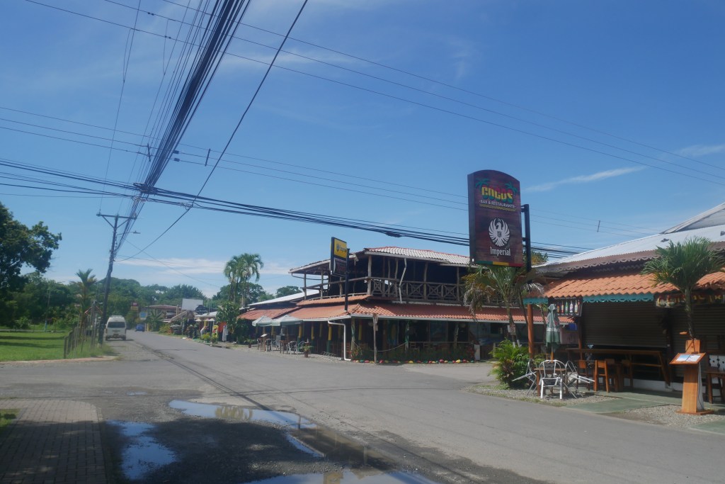 rue village Cahuita