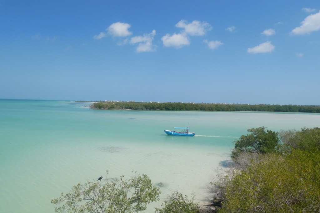 bateau près de Holbox