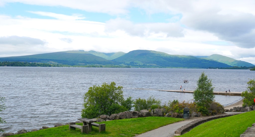 Loch Lomond depuis le parc du château de Balloch