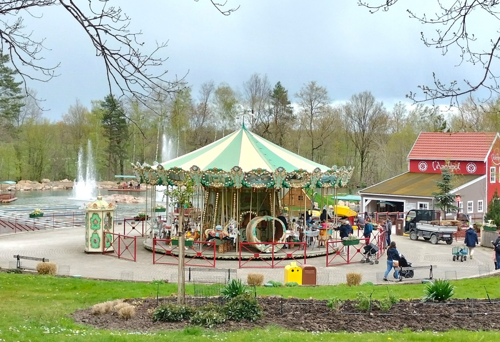 Attraction carrousel Le Pal