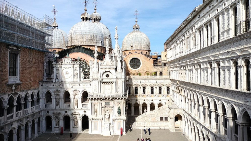 Cour du Palais des Doges Venise