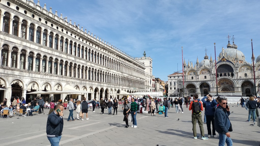 Place St Marc et Basilique St Marc Venise