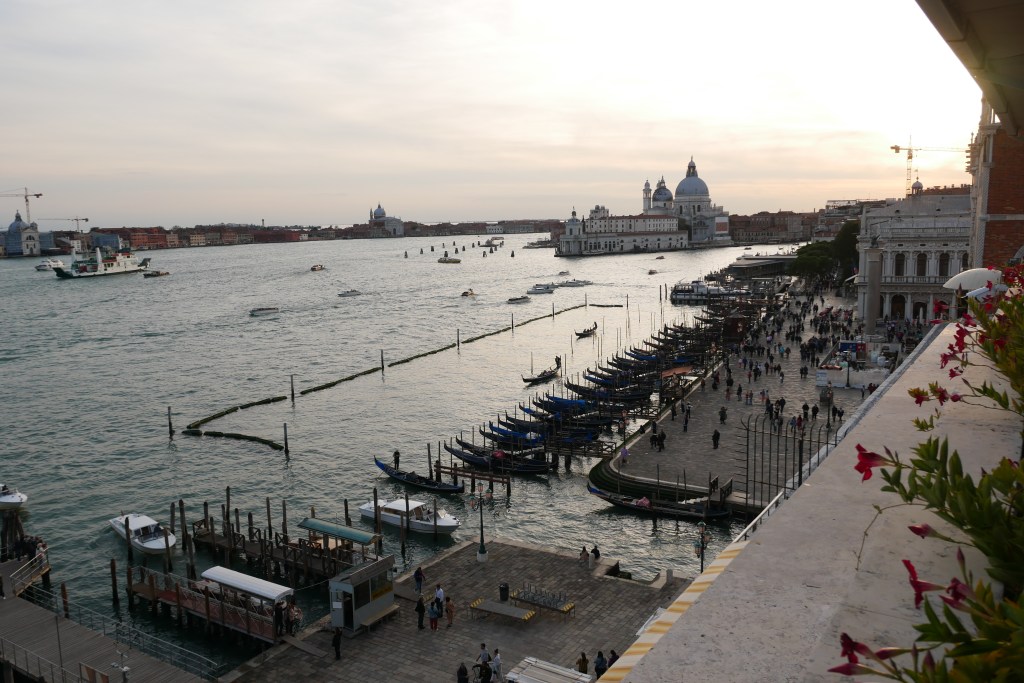 Vue lagune depuis hotel Danieli Venise