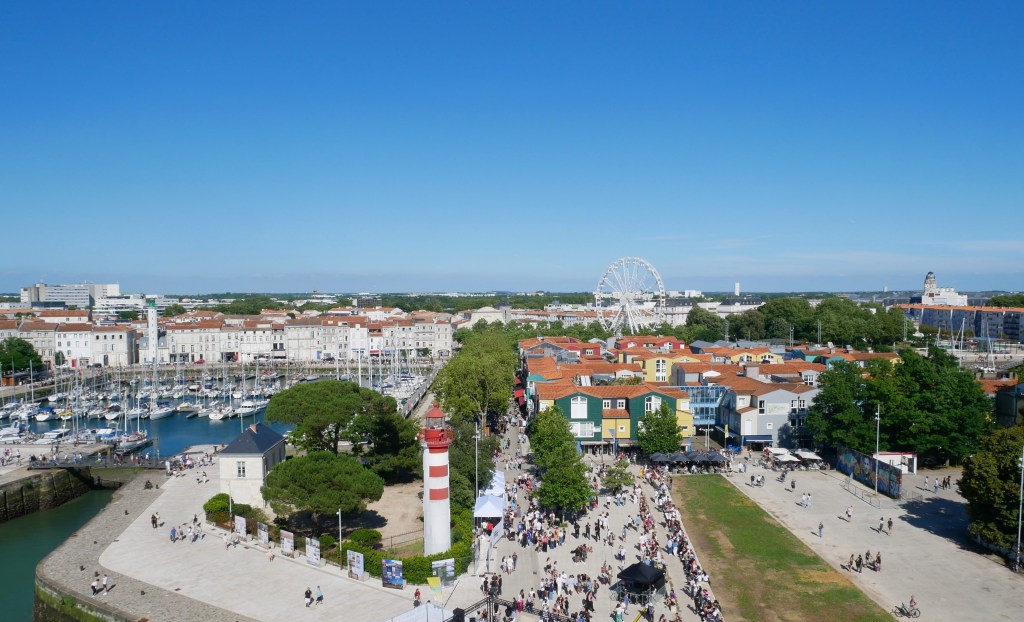 Vue sur le vieux port et quartier du gabut La Rochelle