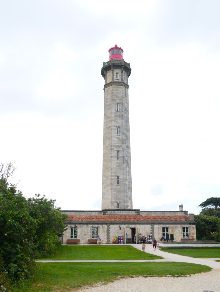 phare des baleines île de ré