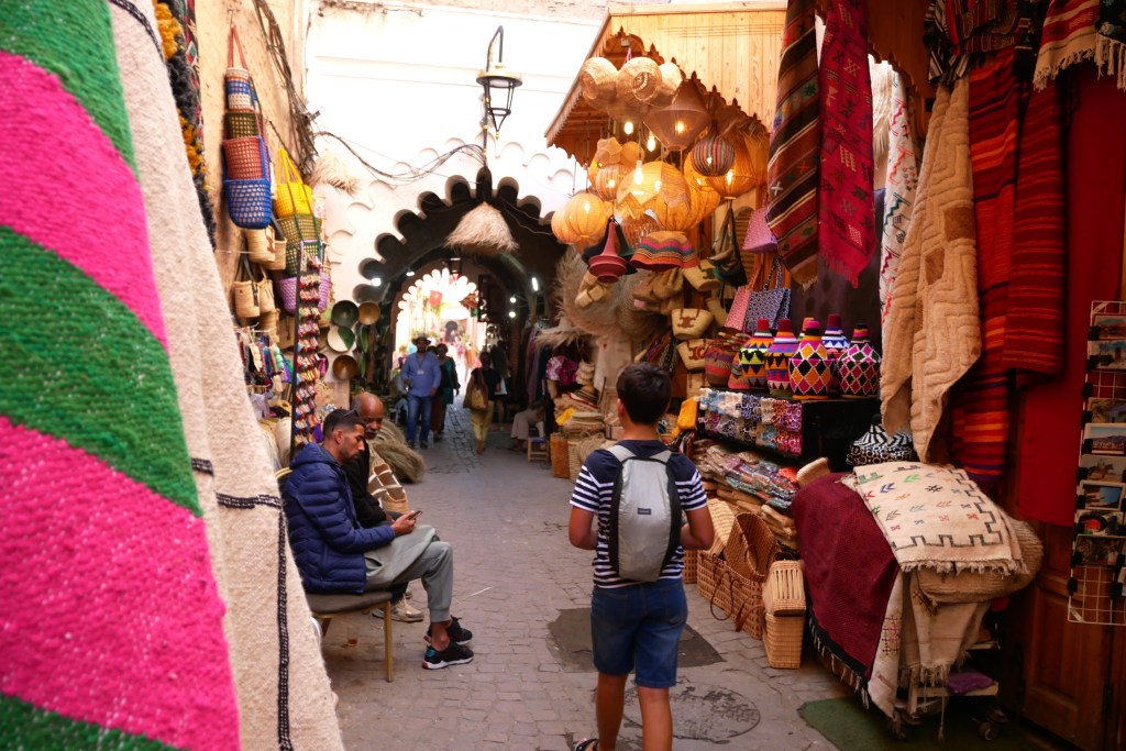 Allée dans les souks de Marrakesh