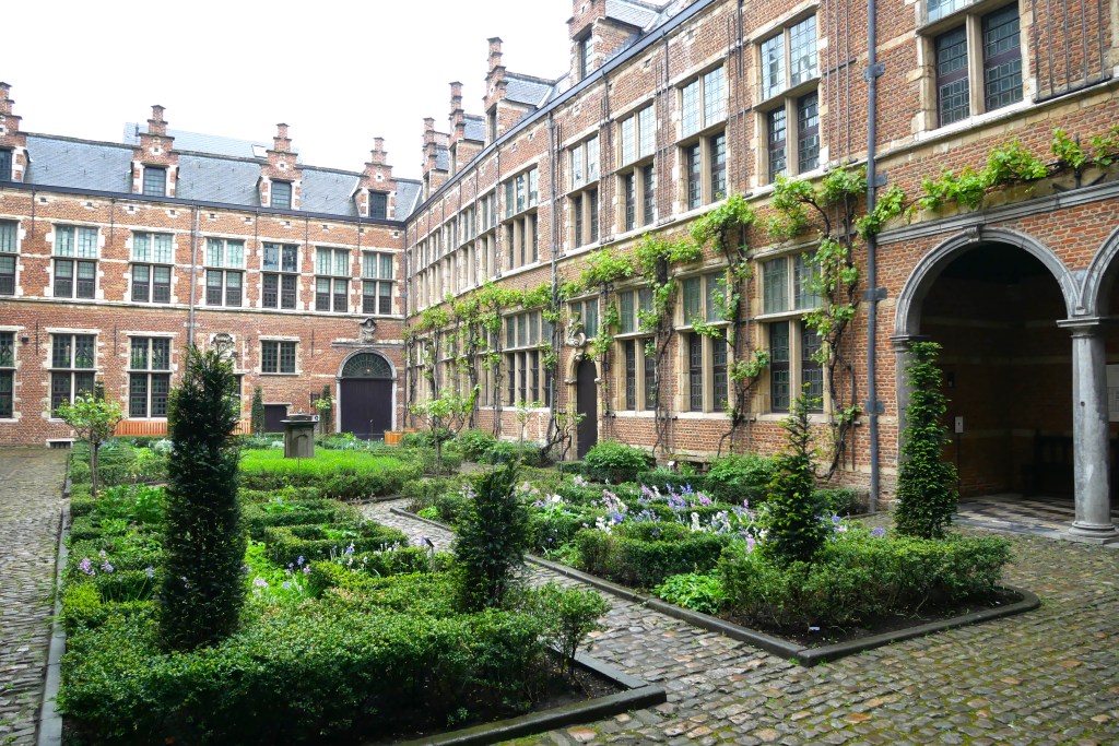 Cour intérieure musée Plantin-Moretus Anvers