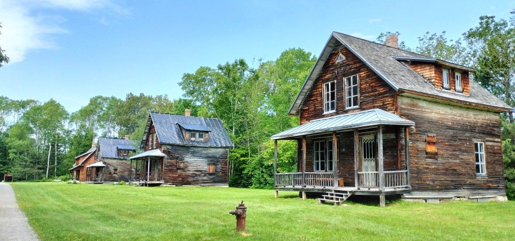 Maisons village historique de Val-Jalbert lac Saint-Jean Québec