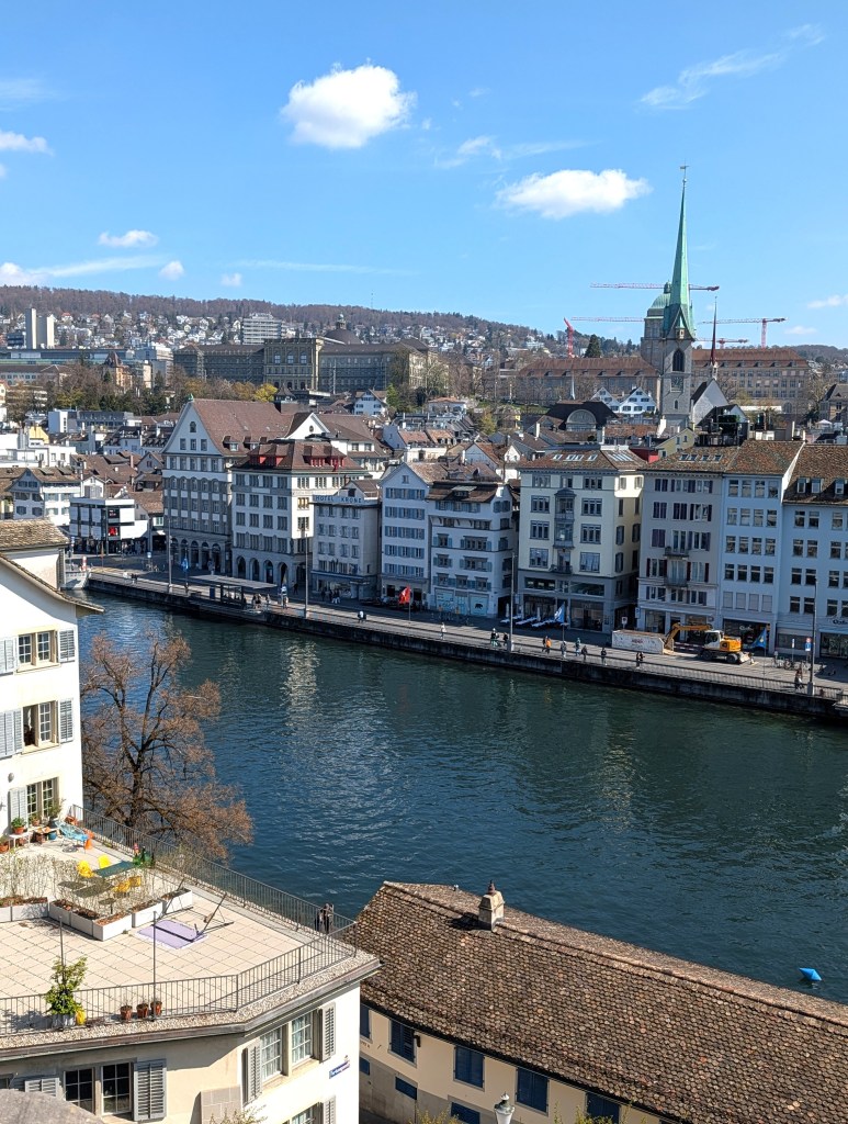 Vue depuis colline de Lindenhof Zurich